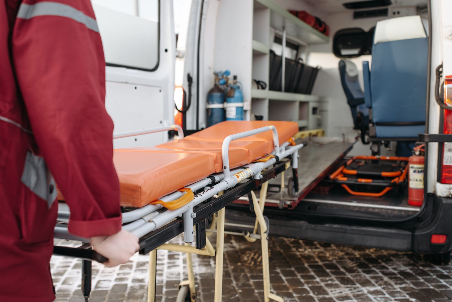 why-do-ambulances-take-so-long-health-service-navigator